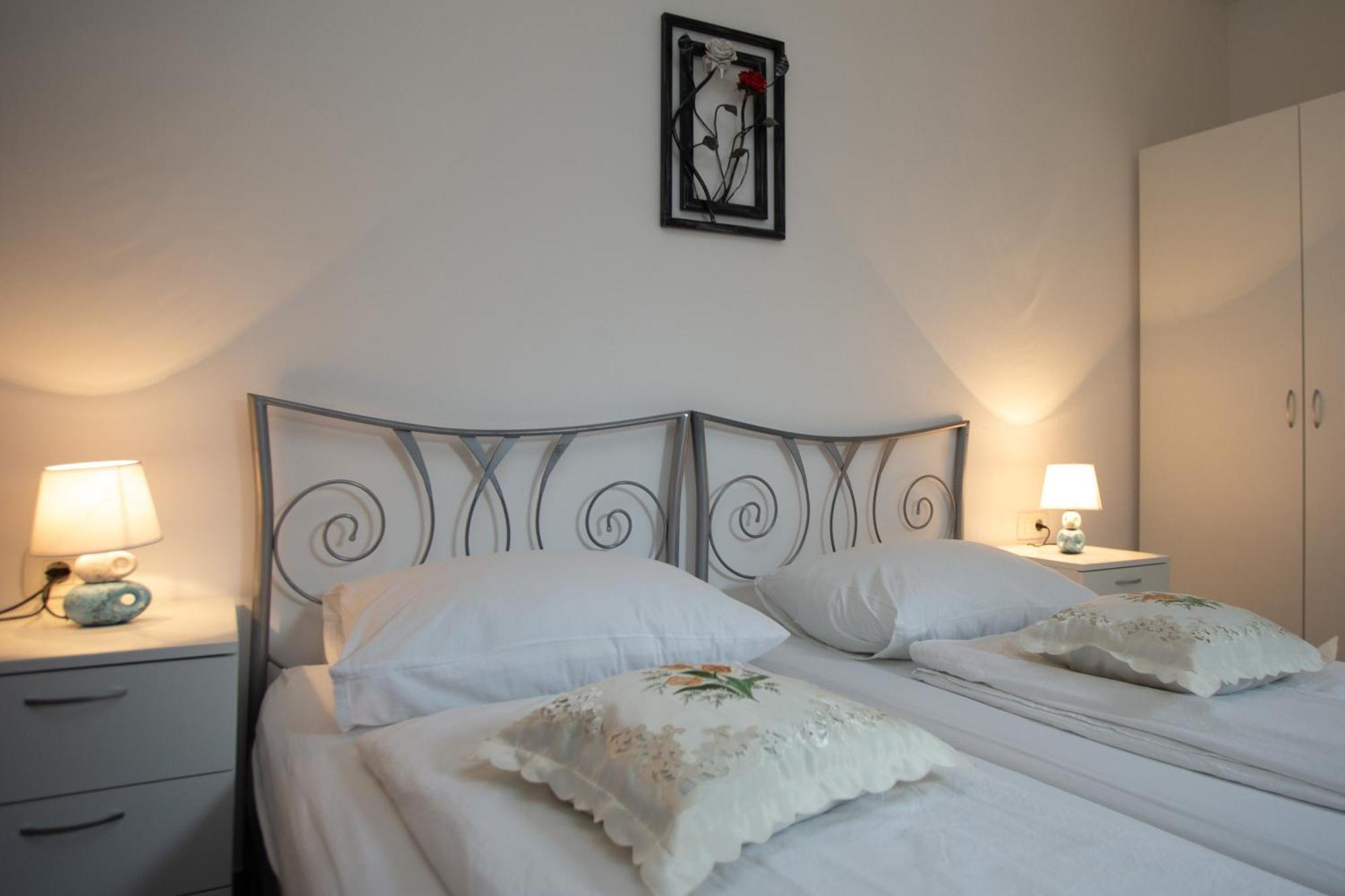 Downtown Spalato Private Rooms Split Exterior foto