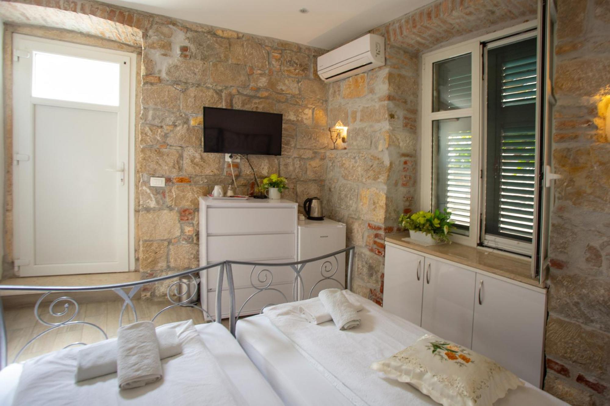 Downtown Spalato Private Rooms Split Exterior foto