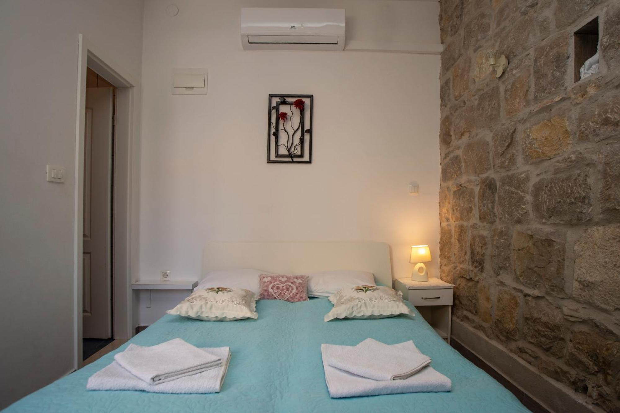 Downtown Spalato Private Rooms Split Exterior foto