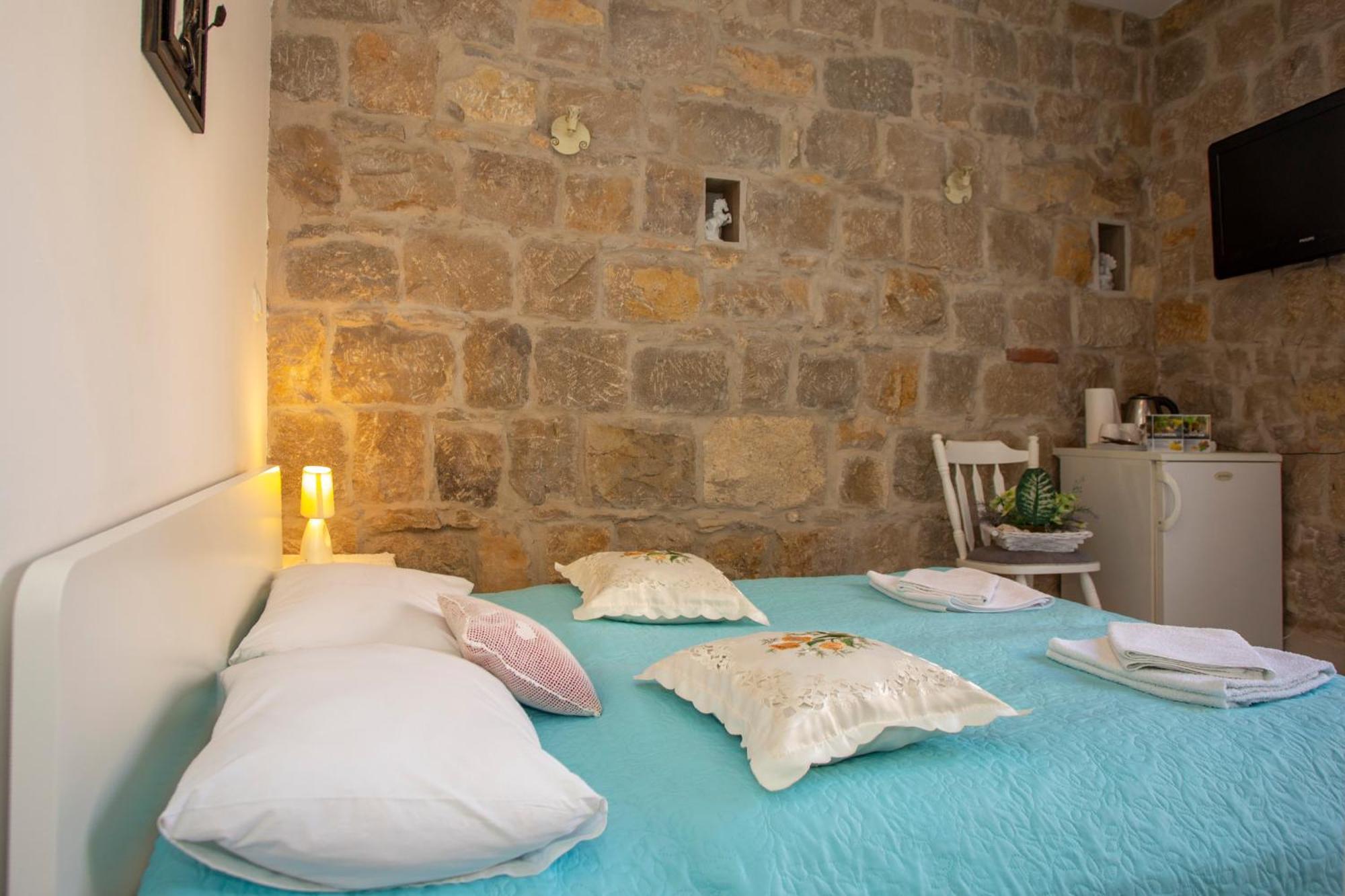 Downtown Spalato Private Rooms Split Exterior foto